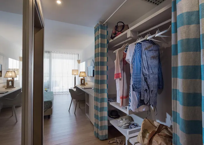 Otel Lino Delle Fate Eco 4*